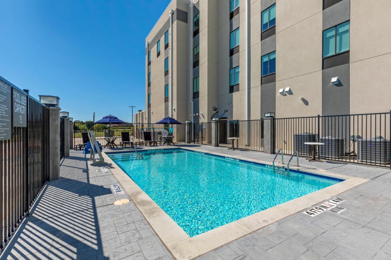 Comfort Inn & Suites Balch Springs - Se Dallas Kültér fotó