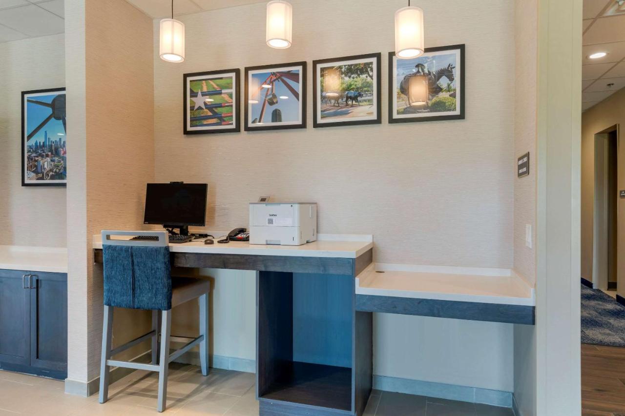 Comfort Inn & Suites Balch Springs - Se Dallas Kültér fotó